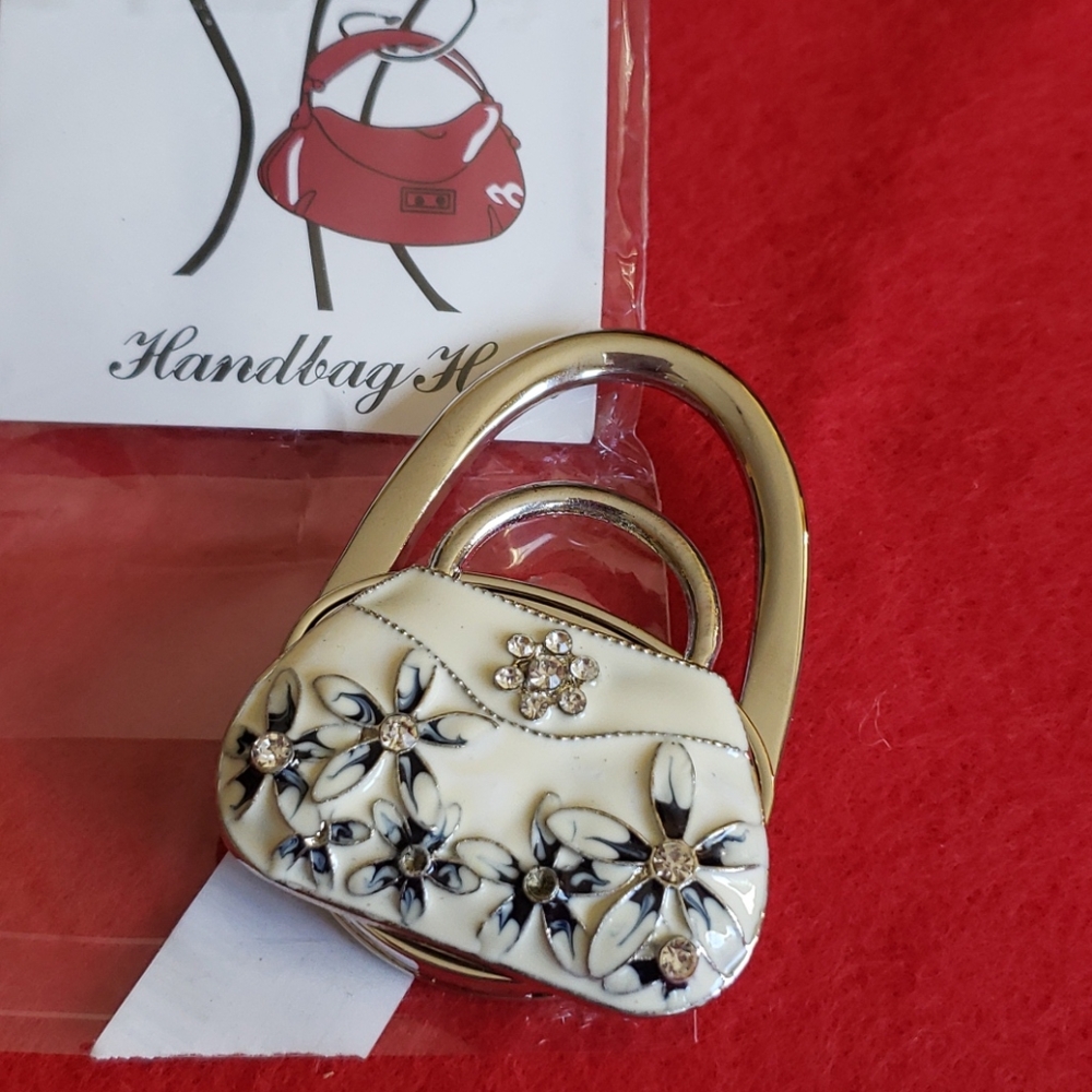 Hook purse holder